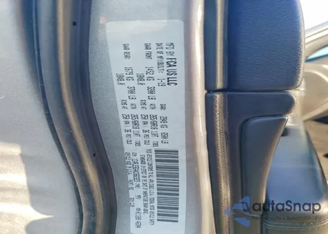 2019 Jeep Grand Cherokee Limited z USA, uszkodzony, nr VIN 1C4RJEBG4KC662323